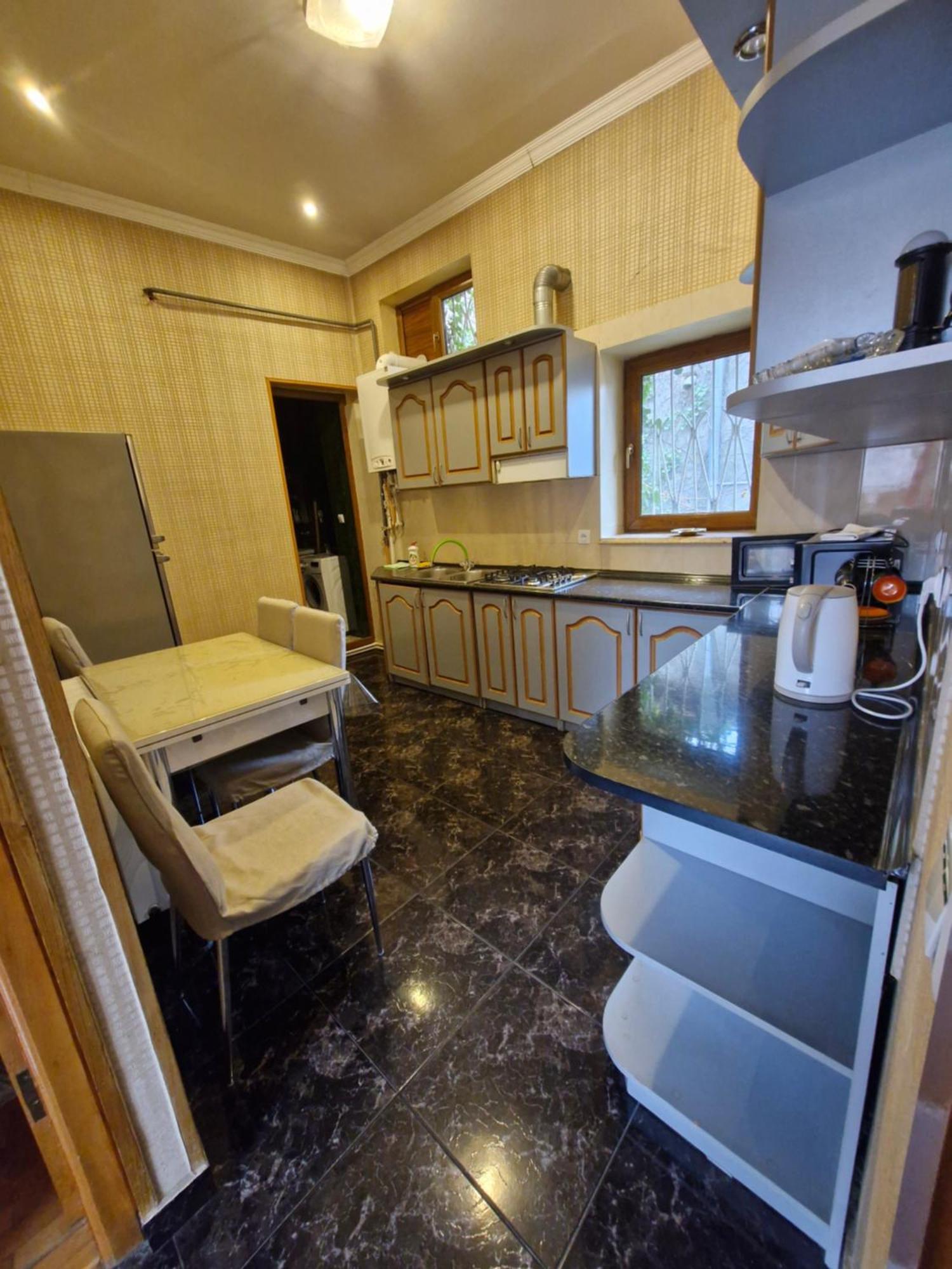Barnaba Apartment Tbilisi Exterior foto